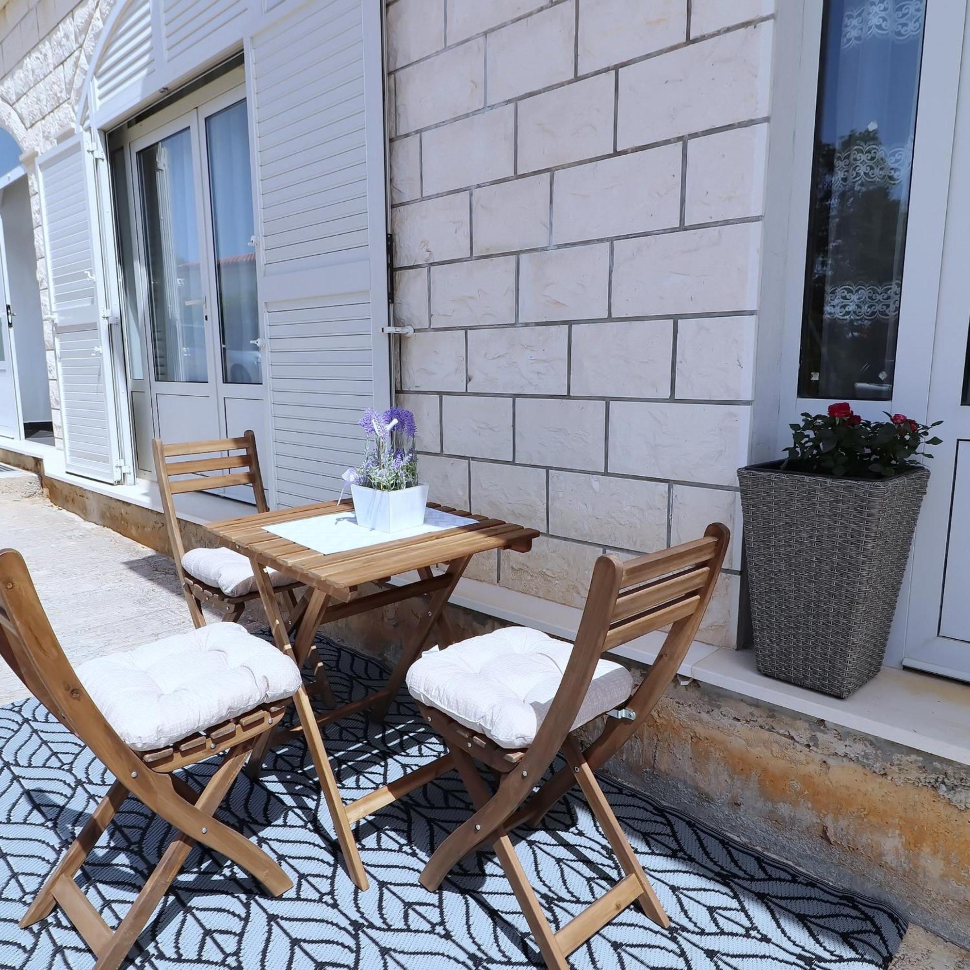 Apartments K & N Прижба Екстериор снимка